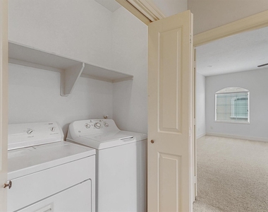 2418 Ralph Street - Photo Thumbnail 17