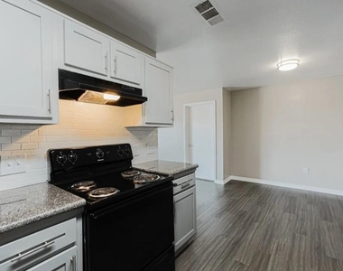 11111 W Montgomery Road - Photo Thumbnail 9