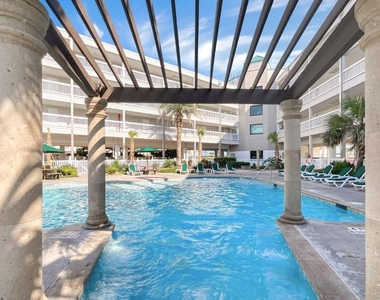 6102 Seawall Blvd - Photo Thumbnail 15