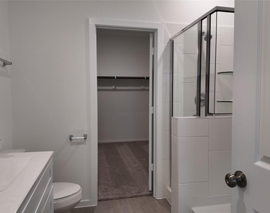 15027 Rustic Moon Road - Photo Thumbnail 14