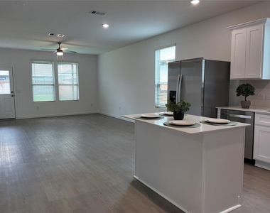 15027 Rustic Moon Road - Photo Thumbnail 6