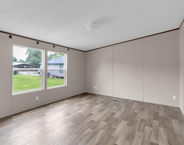 5313 2nd St - Photo Thumbnail 17