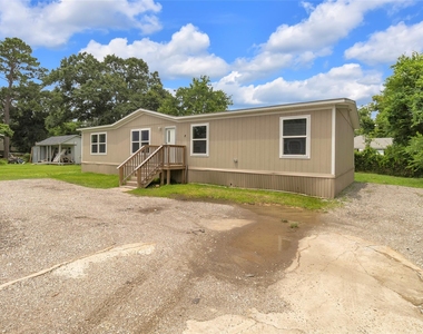5313 2nd St - Photo Thumbnail 6