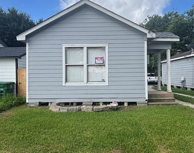 7910 Ford Street - Photo Thumbnail 1