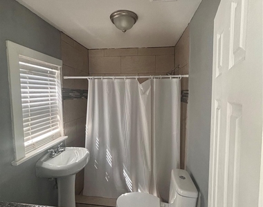 7910 Ford Street - Photo Thumbnail 5