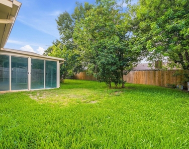 810 Sunnybrook Lane - Photo Thumbnail 23