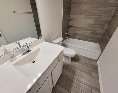 28638 Monarch Cliffs Drive - Photo Thumbnail 27