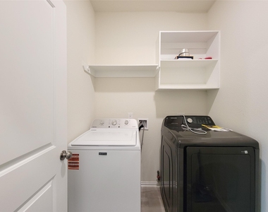 28638 Monarch Cliffs Drive - Photo Thumbnail 45