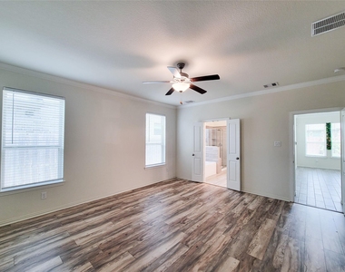 28638 Monarch Cliffs Drive - Photo Thumbnail 19