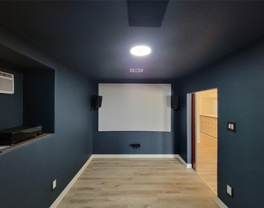 28638 Monarch Cliffs Drive - Photo Thumbnail 35