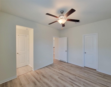 28638 Monarch Cliffs Drive - Photo Thumbnail 43