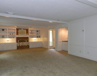 9403 Oxted Lane - Photo Thumbnail 13