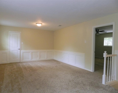 9403 Oxted Lane - Photo Thumbnail 19