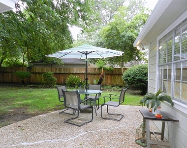 9403 Oxted Lane - Photo Thumbnail 27