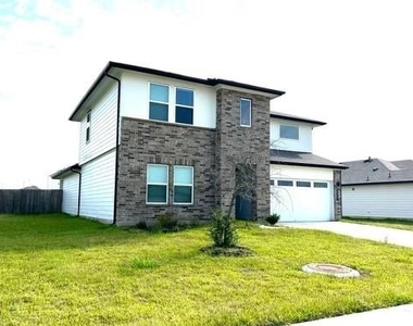 6927 Morales Way - Photo Thumbnail 12