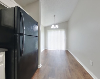 3150 Kelling Street - Photo Thumbnail 5