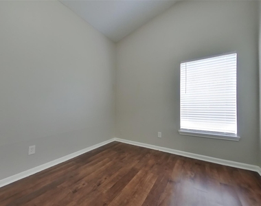 3150 Kelling Street - Photo Thumbnail 12