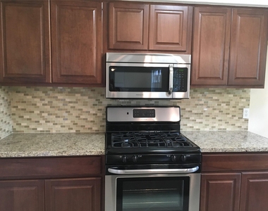 5115 Tashkent Drive - Photo Thumbnail 9