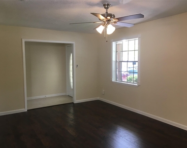5115 Tashkent Drive - Photo Thumbnail 6