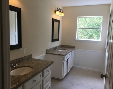 5115 Tashkent Drive - Photo Thumbnail 13
