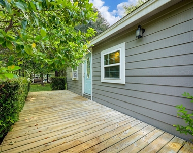 9193 Lucille Lane - Photo Thumbnail 5