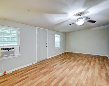 9193 Lucille Lane - Photo Thumbnail 16
