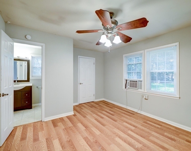 9193 Lucille Lane - Photo Thumbnail 20