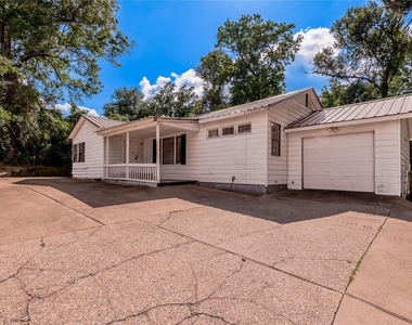 2538 Sycamore Avenue - Photo Thumbnail 23