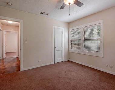 2538 Sycamore Avenue - Photo Thumbnail 21