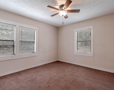 2538 Sycamore Avenue - Photo Thumbnail 19