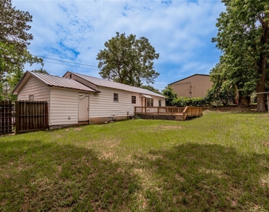 2538 Sycamore Avenue - Photo Thumbnail 29