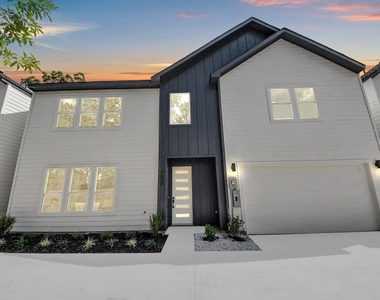 860 Rachel St Street - Photo Thumbnail 38