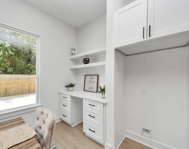 860 Rachel St Street - Photo Thumbnail 10
