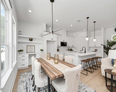 860 Rachel St Street - Photo Thumbnail 7