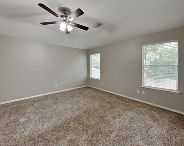 16127 Hilton Head Lane - Photo Thumbnail 7
