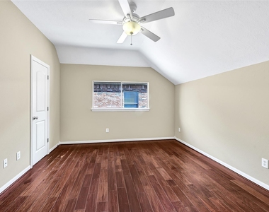 21327 Pennshore Lane - Photo Thumbnail 24
