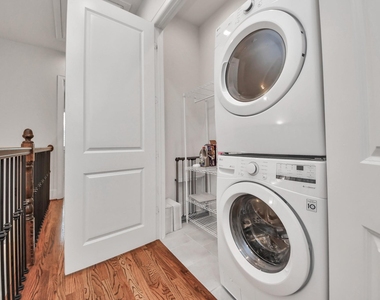 2606 Madeline Grove Drive - Photo Thumbnail 38