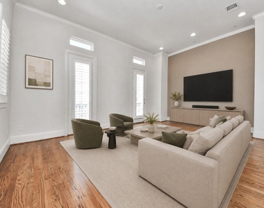 2606 Madeline Grove Drive - Photo Thumbnail 2
