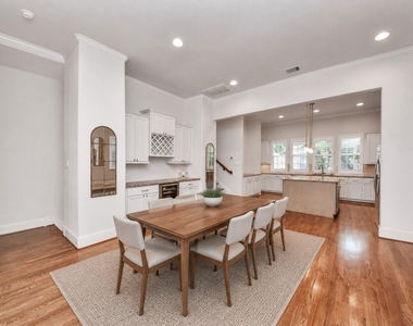2606 Madeline Grove Drive - Photo Thumbnail 5