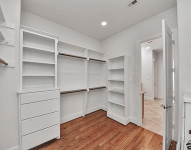 2606 Madeline Grove Drive - Photo Thumbnail 33