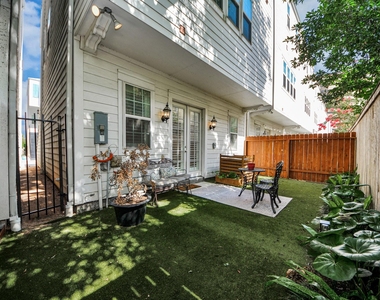 2606 Madeline Grove Drive - Photo Thumbnail 40