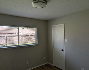 11019 Clear Fork - Photo Thumbnail 6