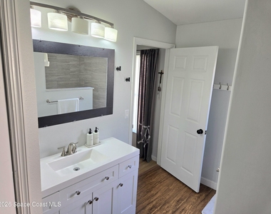 2317 Deercroft Drive - Photo Thumbnail 9