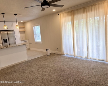 909 S Colonial Court - Photo Thumbnail 7