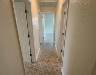 15 Vida Way - Photo Thumbnail 9