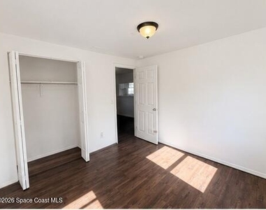 2909 Carver Street - Photo Thumbnail 6
