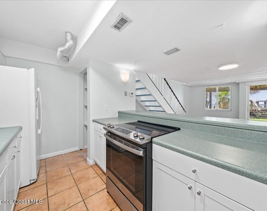 1407 Atlantic Street - Photo Thumbnail 9