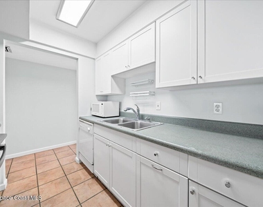 1407 Atlantic Street - Photo Thumbnail 10