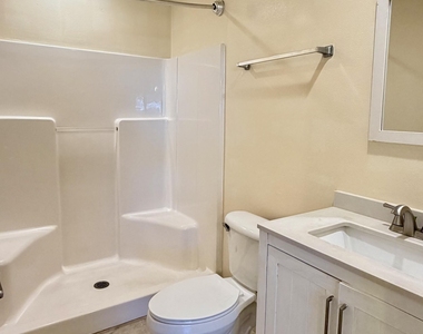160 Empress Avenue - Photo Thumbnail 9
