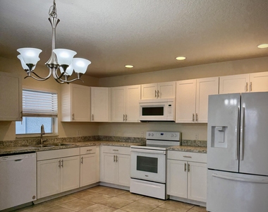 160 Empress Avenue - Photo Thumbnail 20